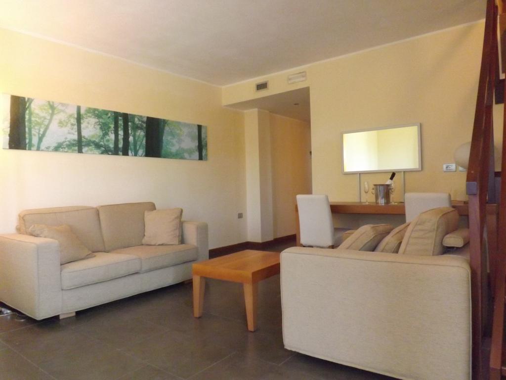 Hotel Langhe & Monferrato Costigliole d'Asti Extérieur photo