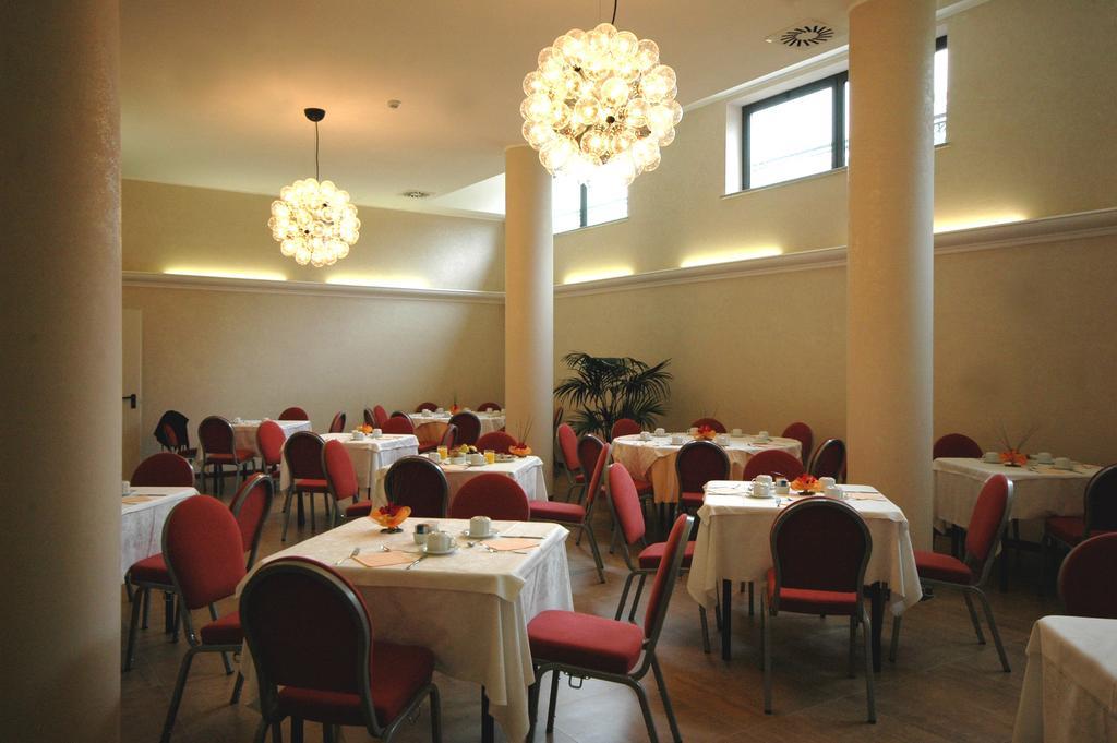 Hotel Langhe & Monferrato Costigliole d'Asti Extérieur photo
