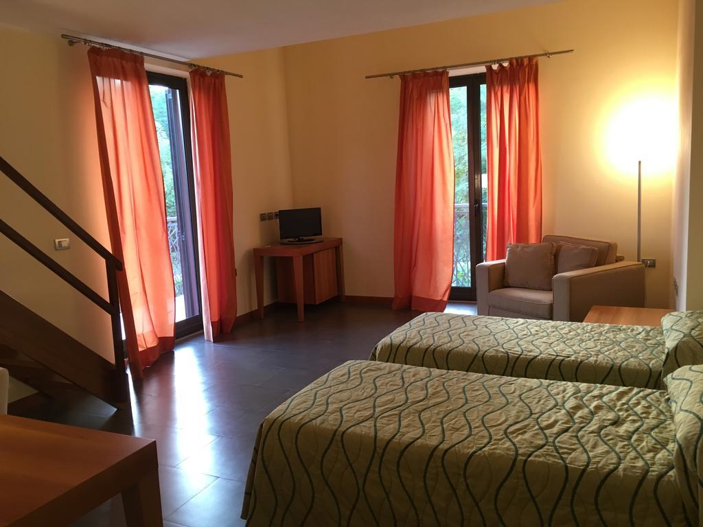 Hotel Langhe & Monferrato Costigliole d'Asti Extérieur photo