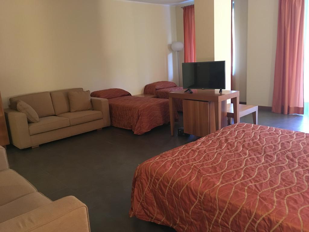 Hotel Langhe & Monferrato Costigliole d'Asti Extérieur photo